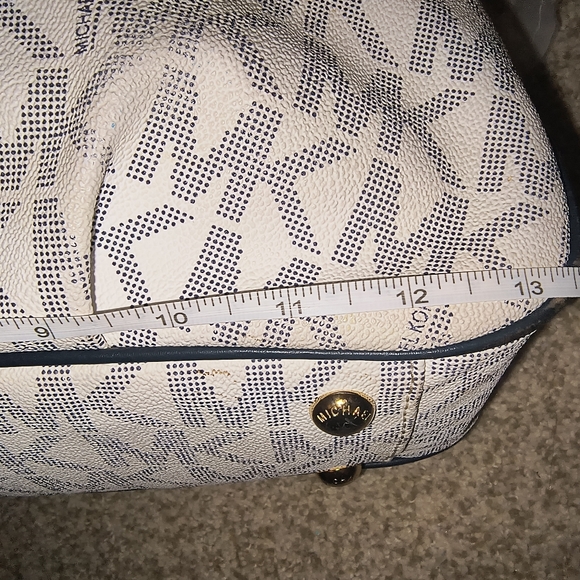 Michael Kors Signature Matching Set Fulton Chain Tote, Wallet and Coin Purse - Picture 15 of 17